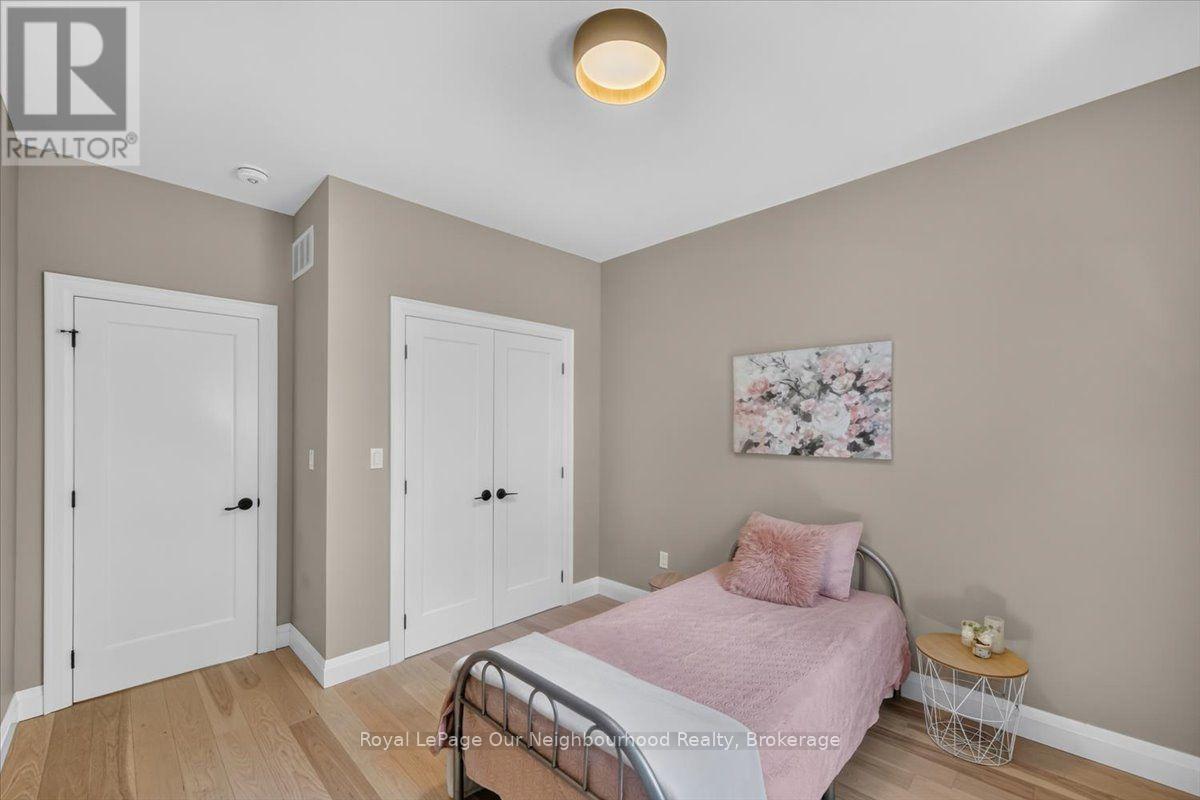 105 EDWINA DRIVE - Image 19