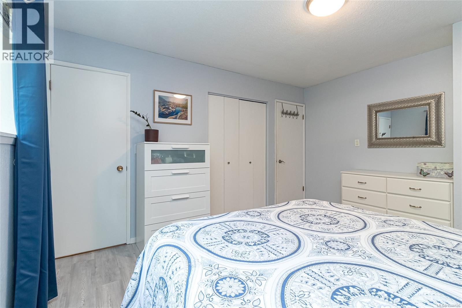 3330 Ravenwood Rd - Image 29