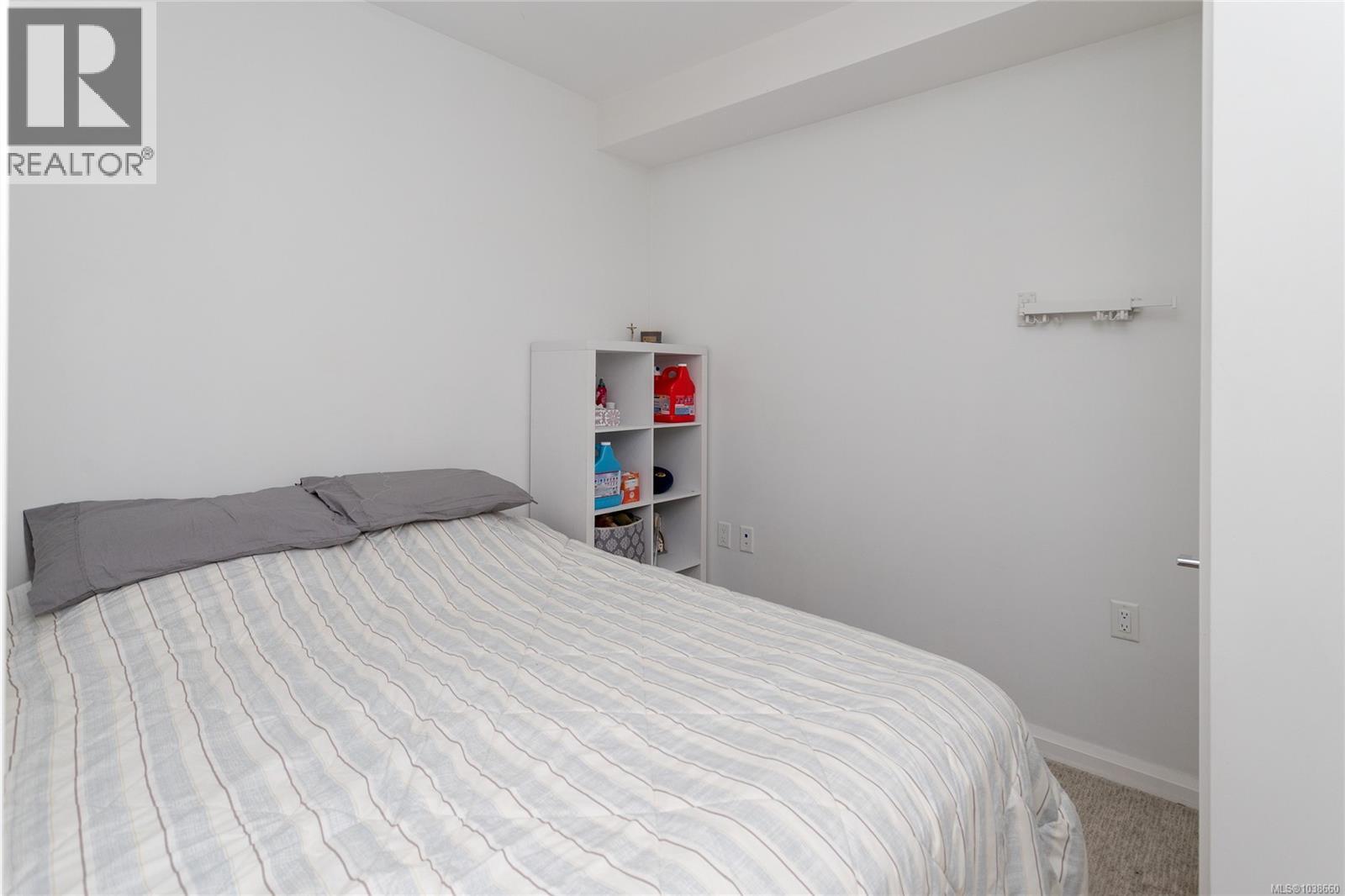 #105 745 Travino Lane - 18