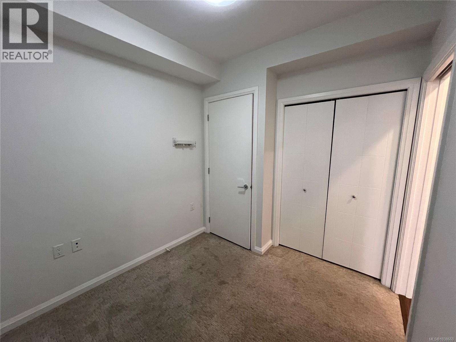 #105 745 Travino Lane - Image 20