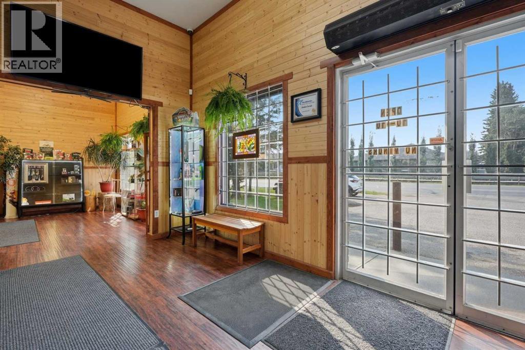 586 Main Avenue West - Photo 29