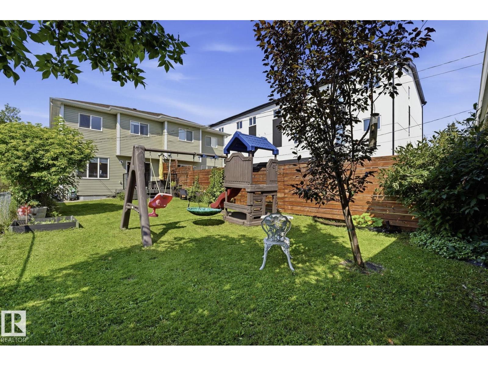 10245 152 ST NW - 27