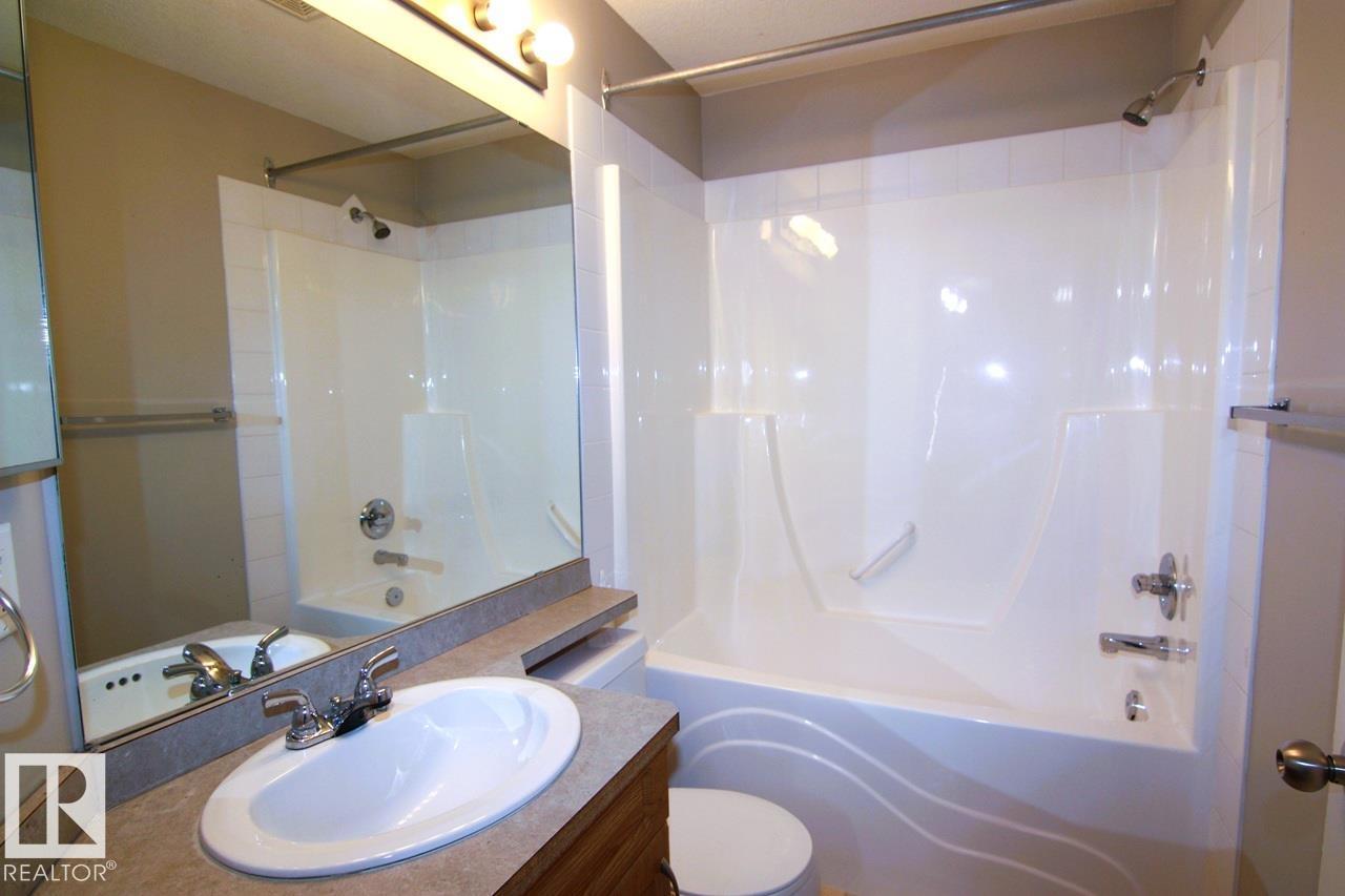 #404 9945 167 ST NW - 19