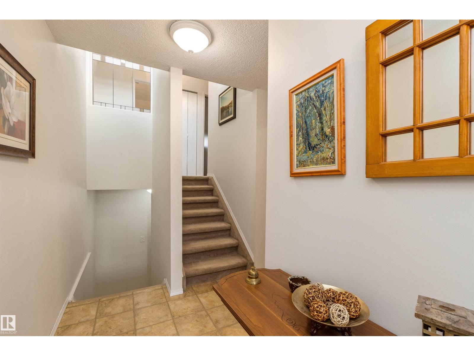 23 GRANDVIEW RG - Image 4