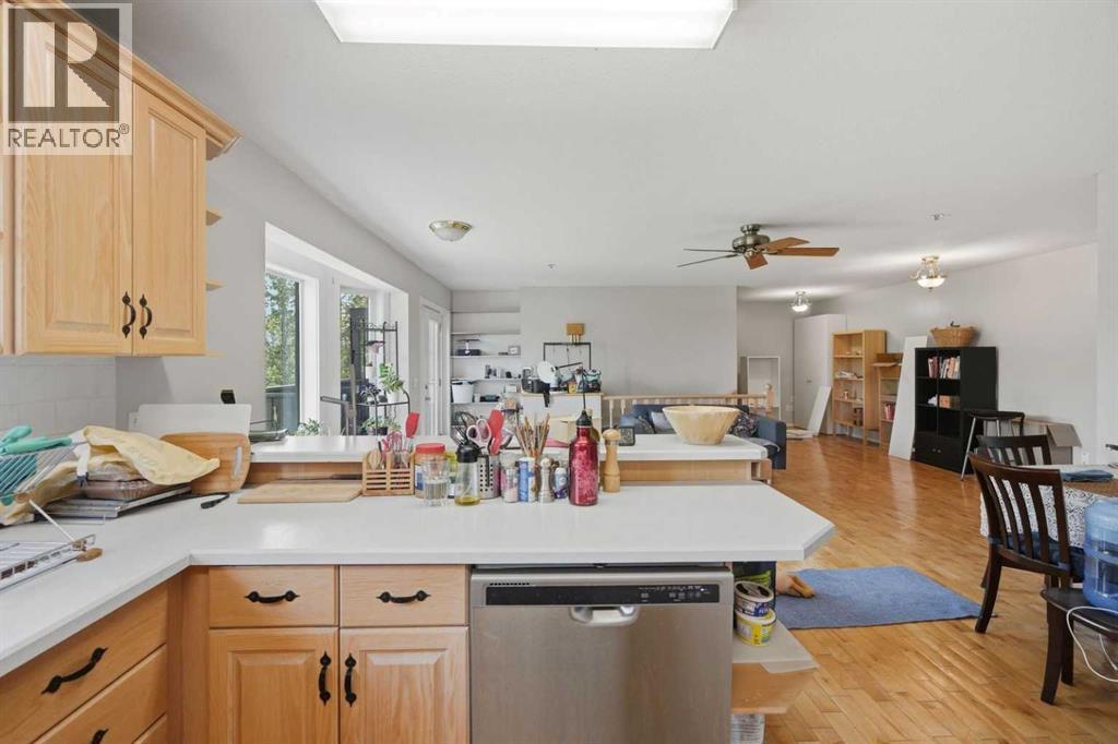586 Main Avenue West - Photo 47