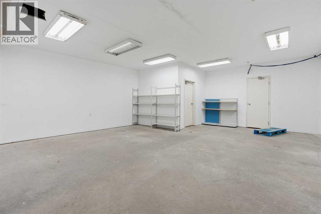586 Main Avenue West - Photo 24