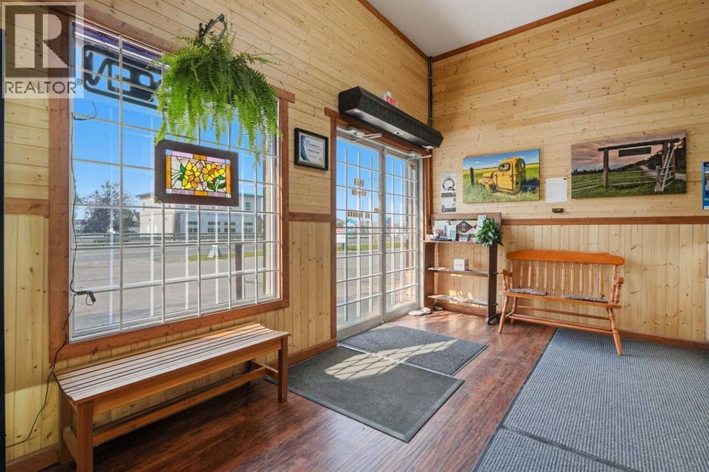586 Main Avenue West - Photo 28
