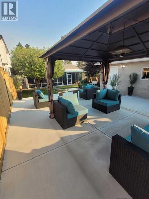 163 Lake Sylvan Close SE - 36