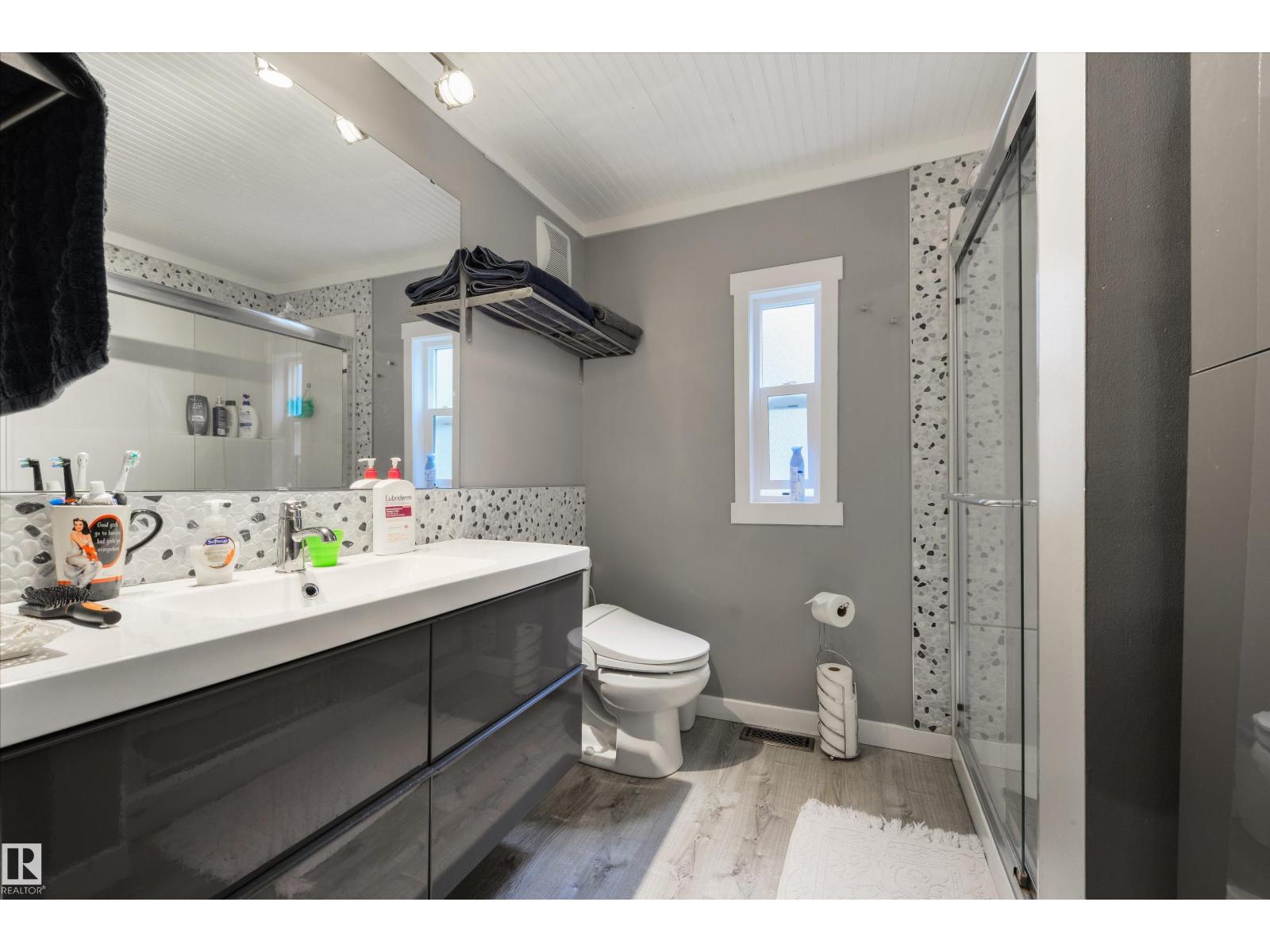 13 The Parkway NW - 16