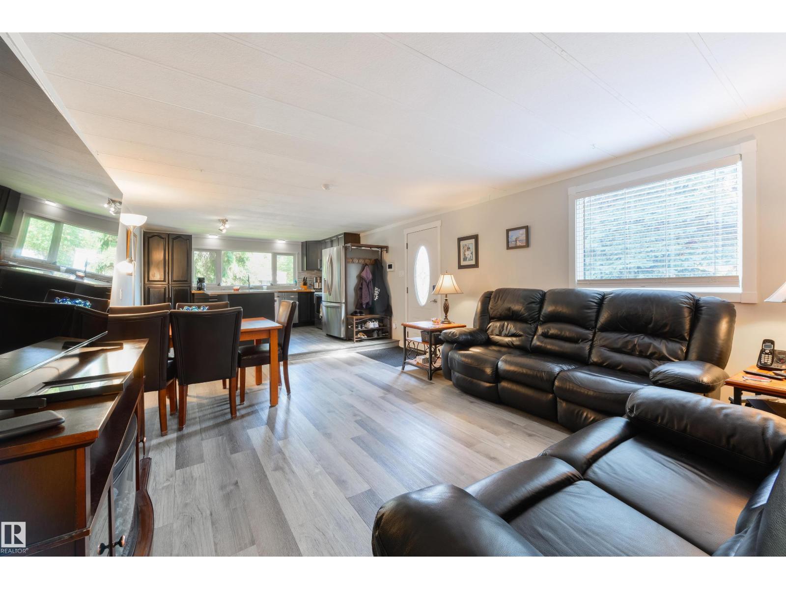 13 The Parkway NW - Image 23