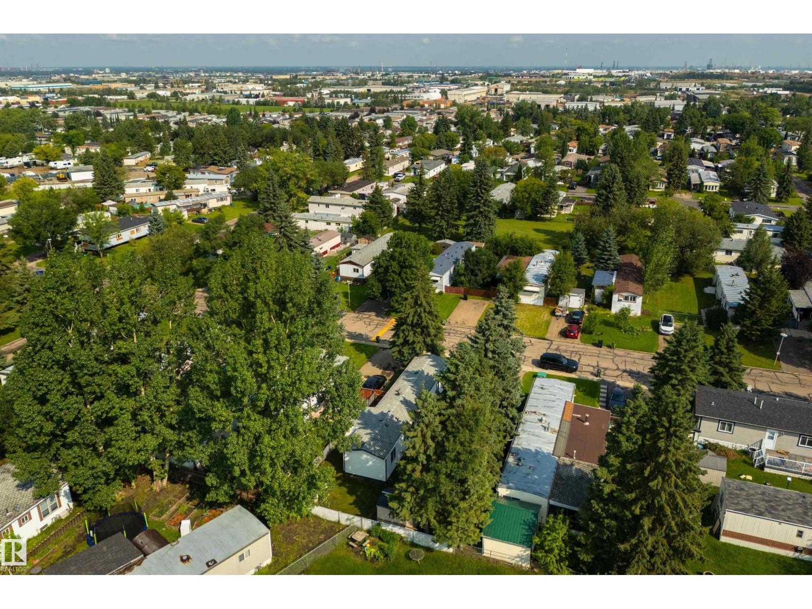 13 The Parkway NW - Image 38