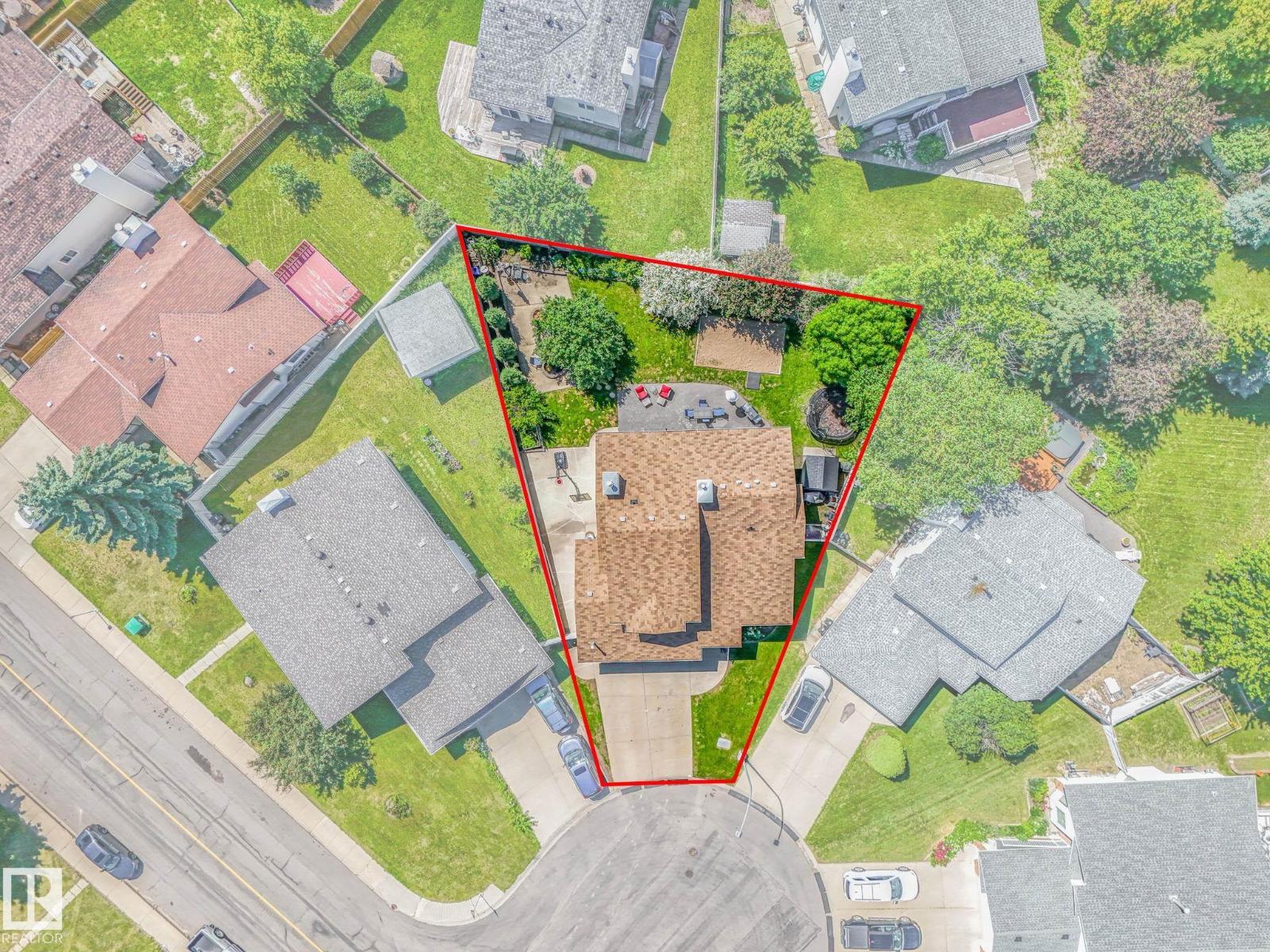 2824 37 ST NW - Image 57