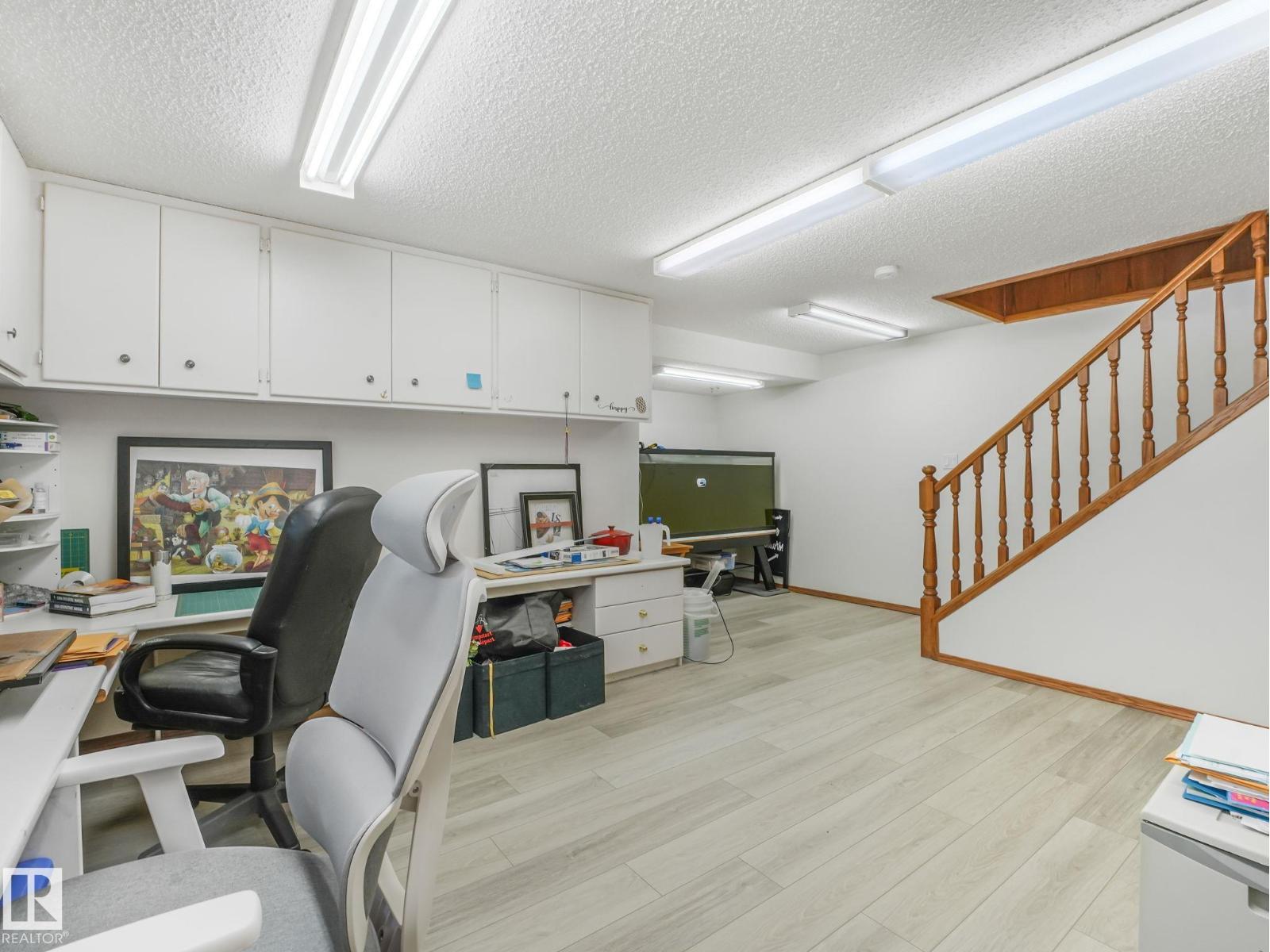 2824 37 ST NW - 38