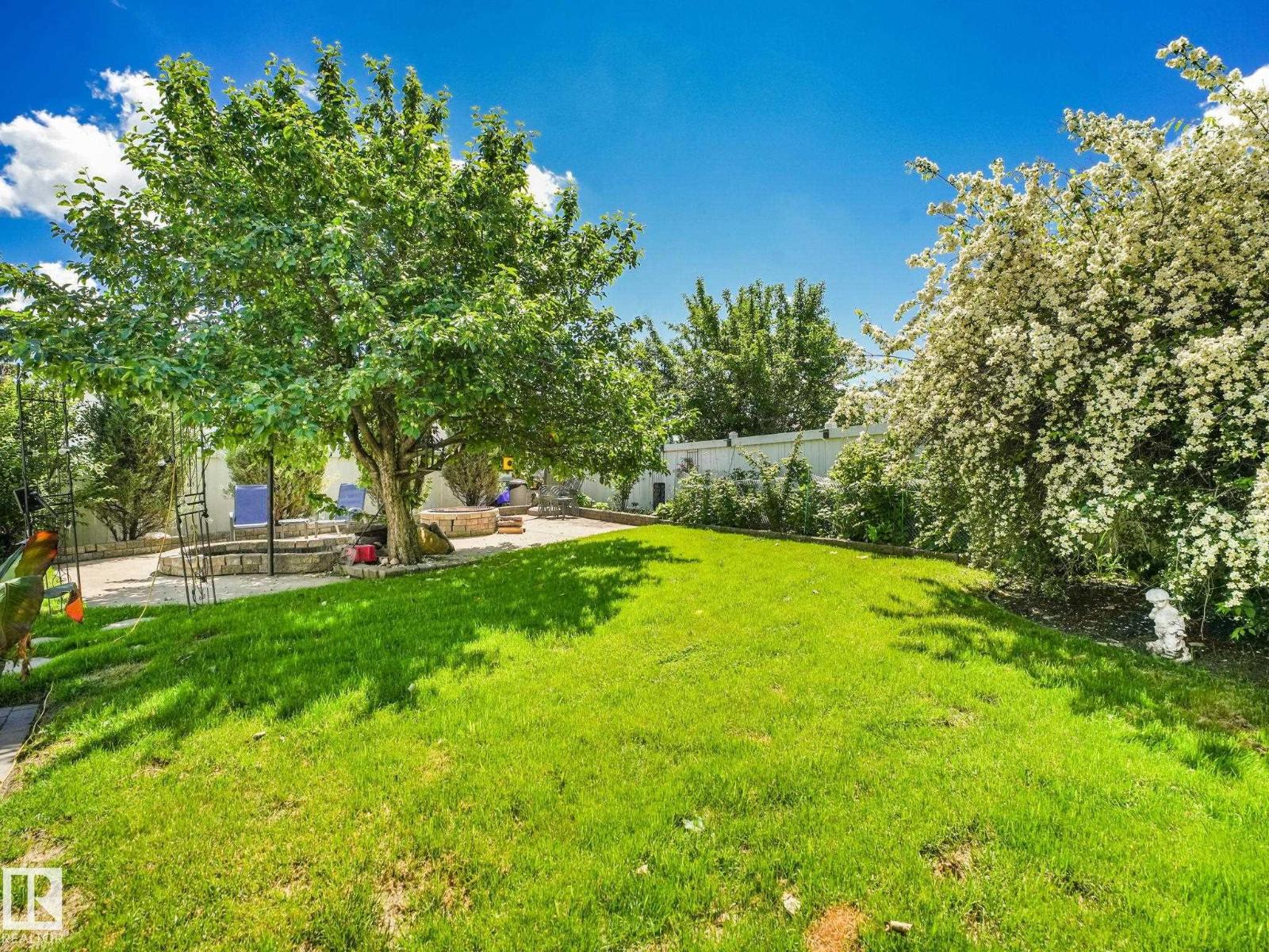2824 37 ST NW - 52