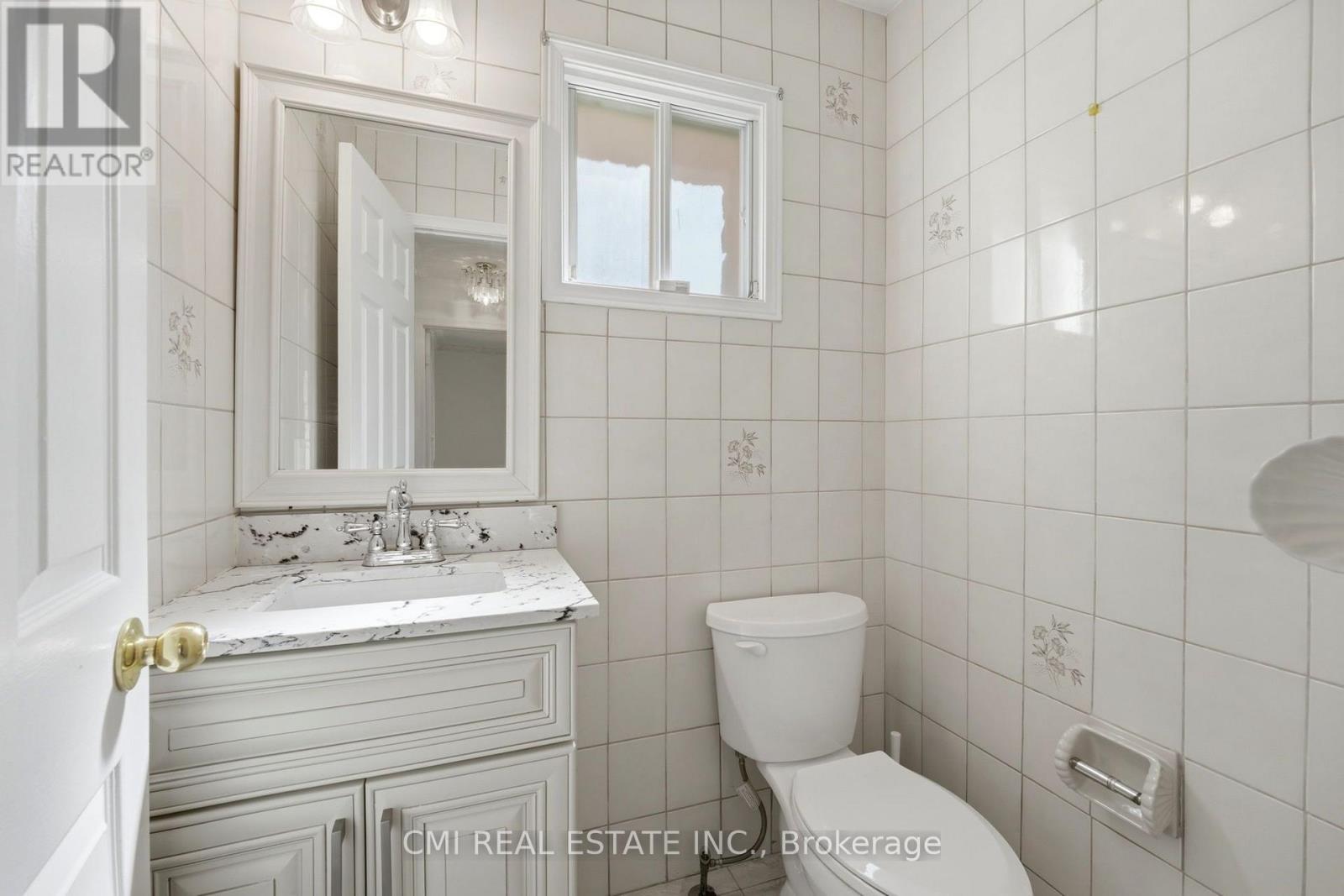 127 O'CONNOR CRESCENT - 26