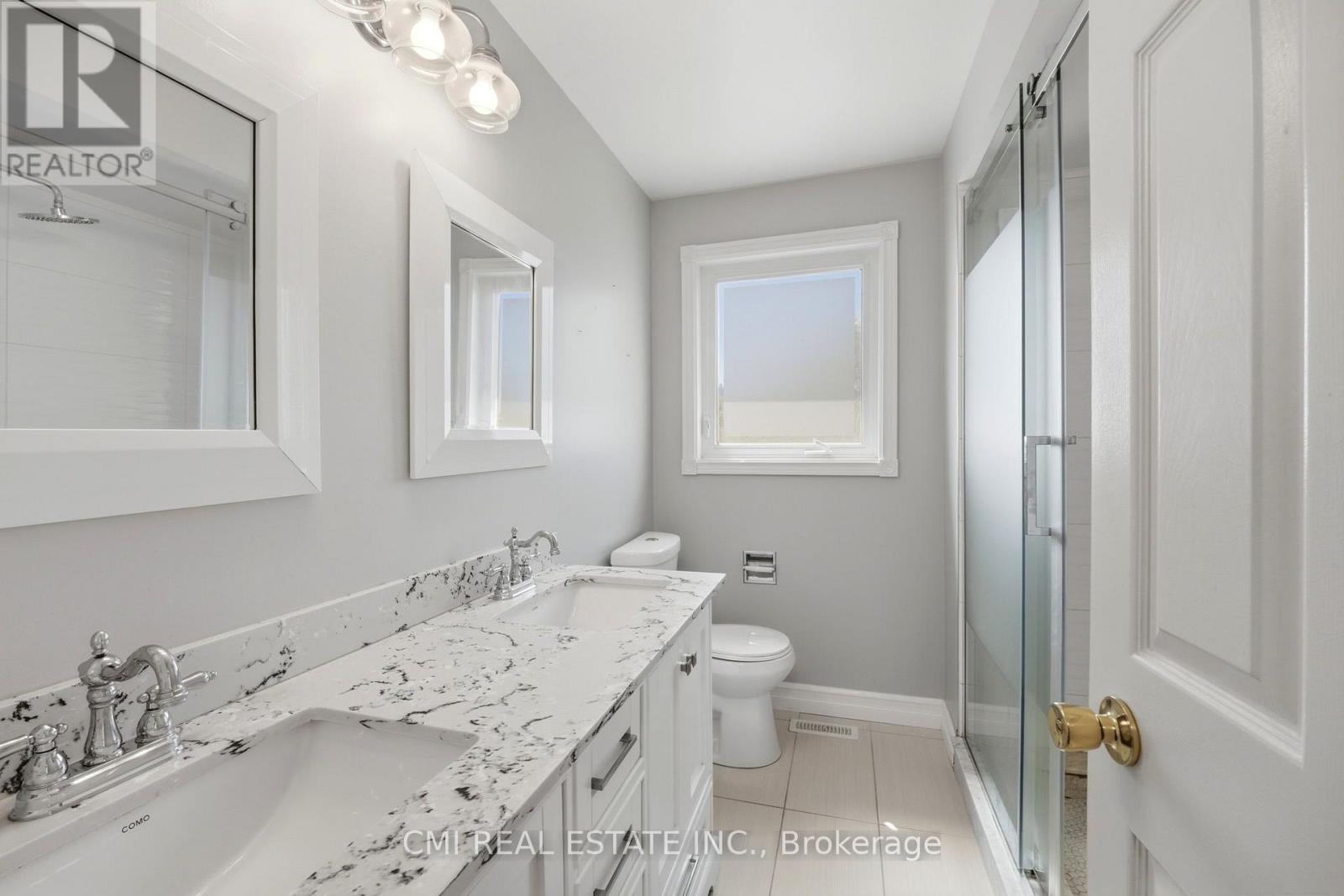 127 O'CONNOR CRESCENT - 28