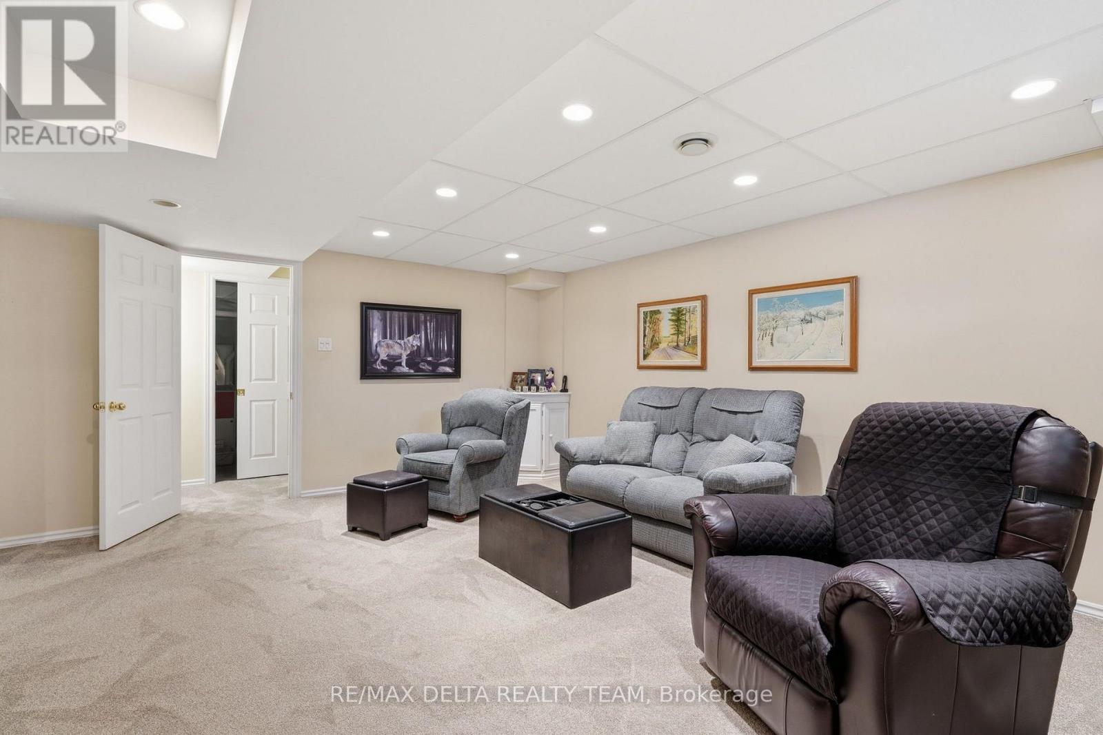 3 Bed, 3 Bath House for Sale in Ottawa – 64 COLLINGTON STREET, Ottawa – MLS# X13646954 - Image 16