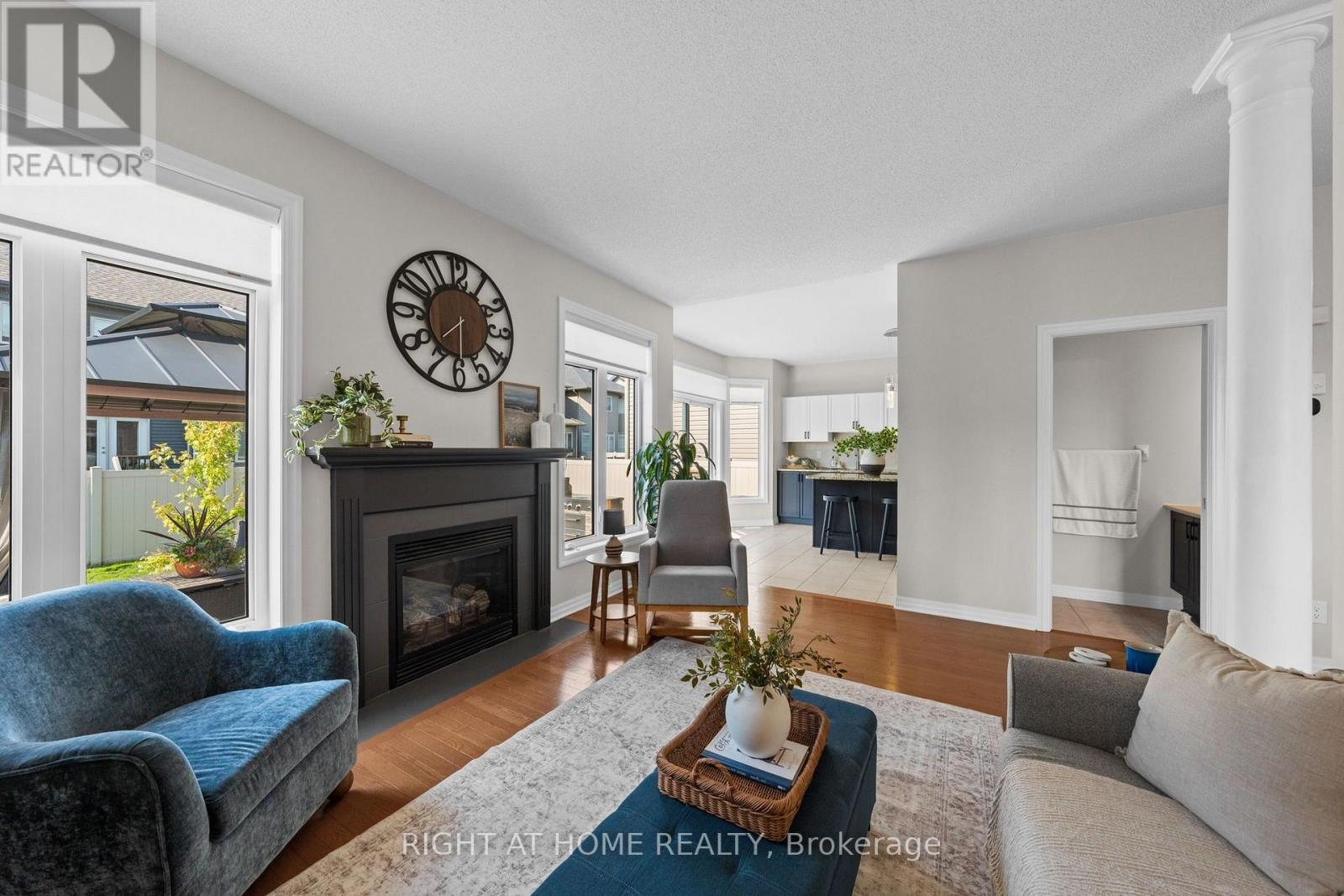 4 Bed, 4 Bath House for Sale in Ottawa – 525 PEERLESS STREET, Ottawa – MLS# X13647008 - Image 11