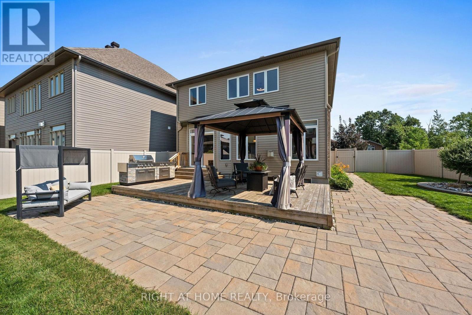 4 Bed, 4 Bath House for Sale in Ottawa – 525 PEERLESS STREET, Ottawa – MLS# X13647008 - Image 41