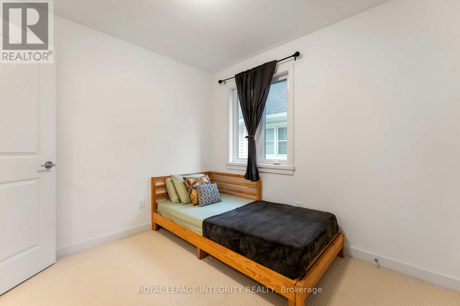 4 Bed, 3 Bath House for Sale in Ottawa – 221 FINSBURY AVENUE, Ottawa – MLS# X13647058 - Image 30
