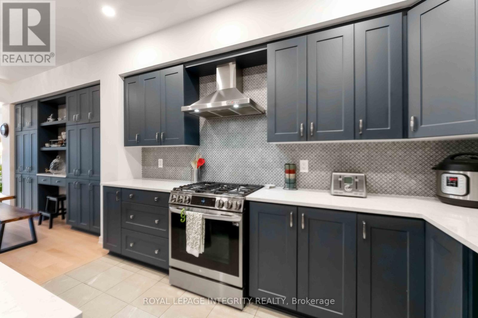 4 Bed, 3 Bath House for Sale in Ottawa – 221 FINSBURY AVENUE, Ottawa – MLS# X13647058 - Image 7