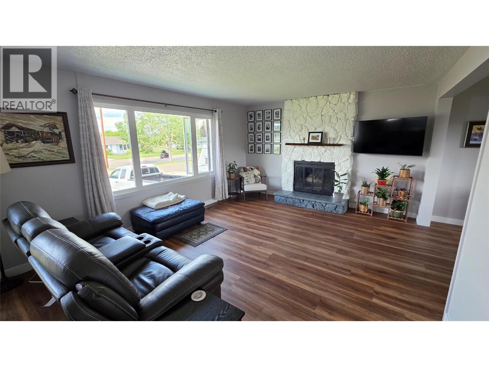 1533 116 Avenue - 8