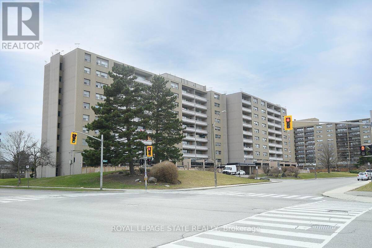 #811 15 ALBRIGHT ROAD - 31