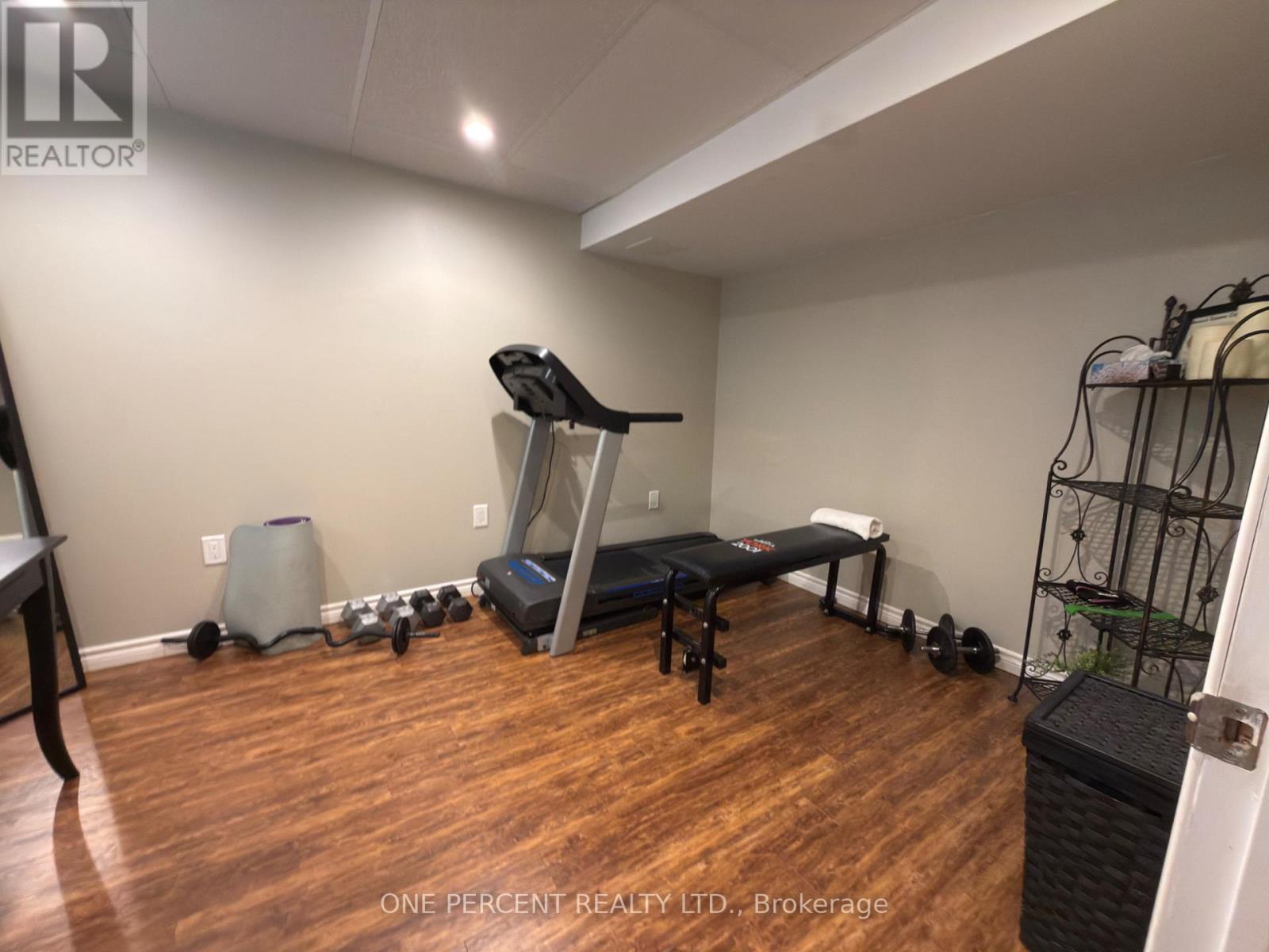 4871 NORTHGATE CRESCENT - 21