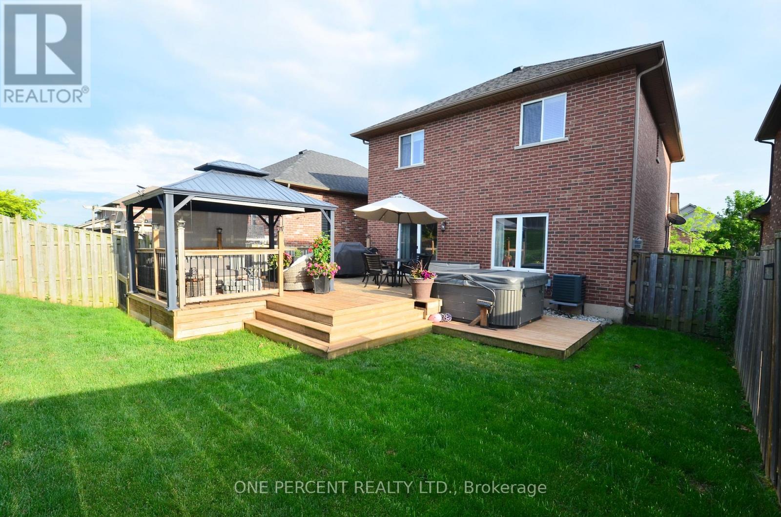 4871 NORTHGATE CRESCENT - 23
