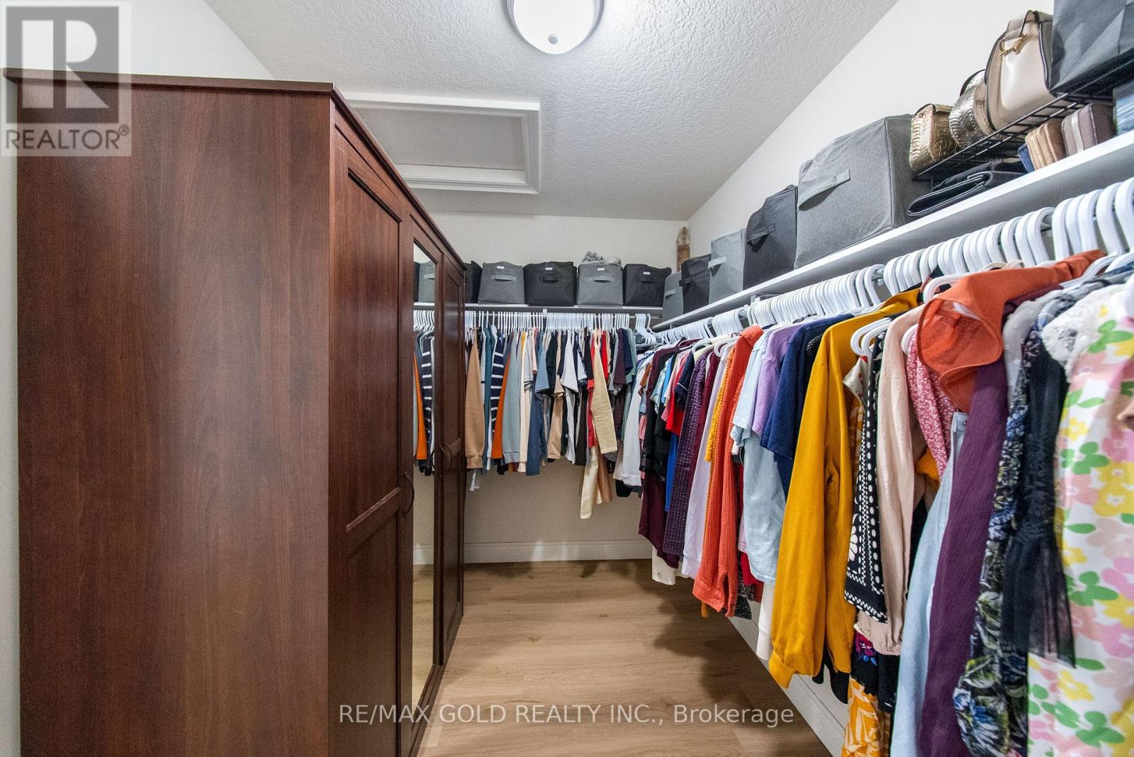 #29 166 MOUNT ALBION ROAD - 21