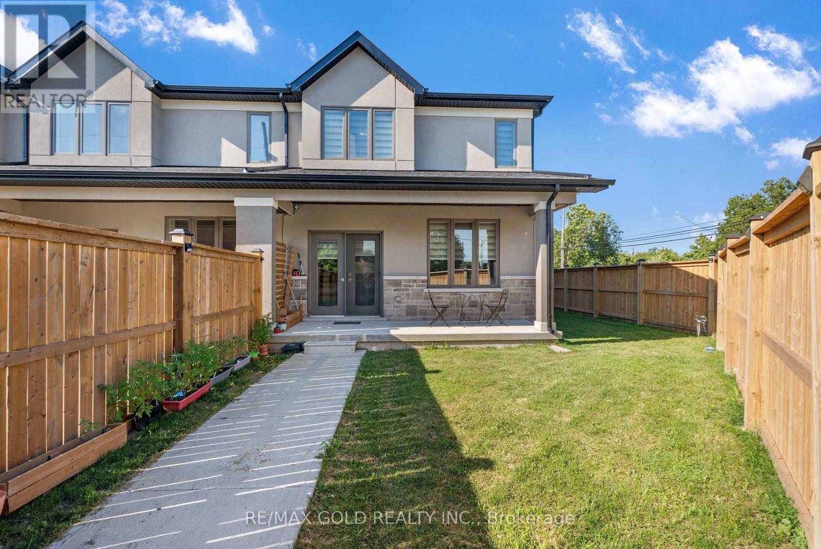#29 166 MOUNT ALBION ROAD - 30