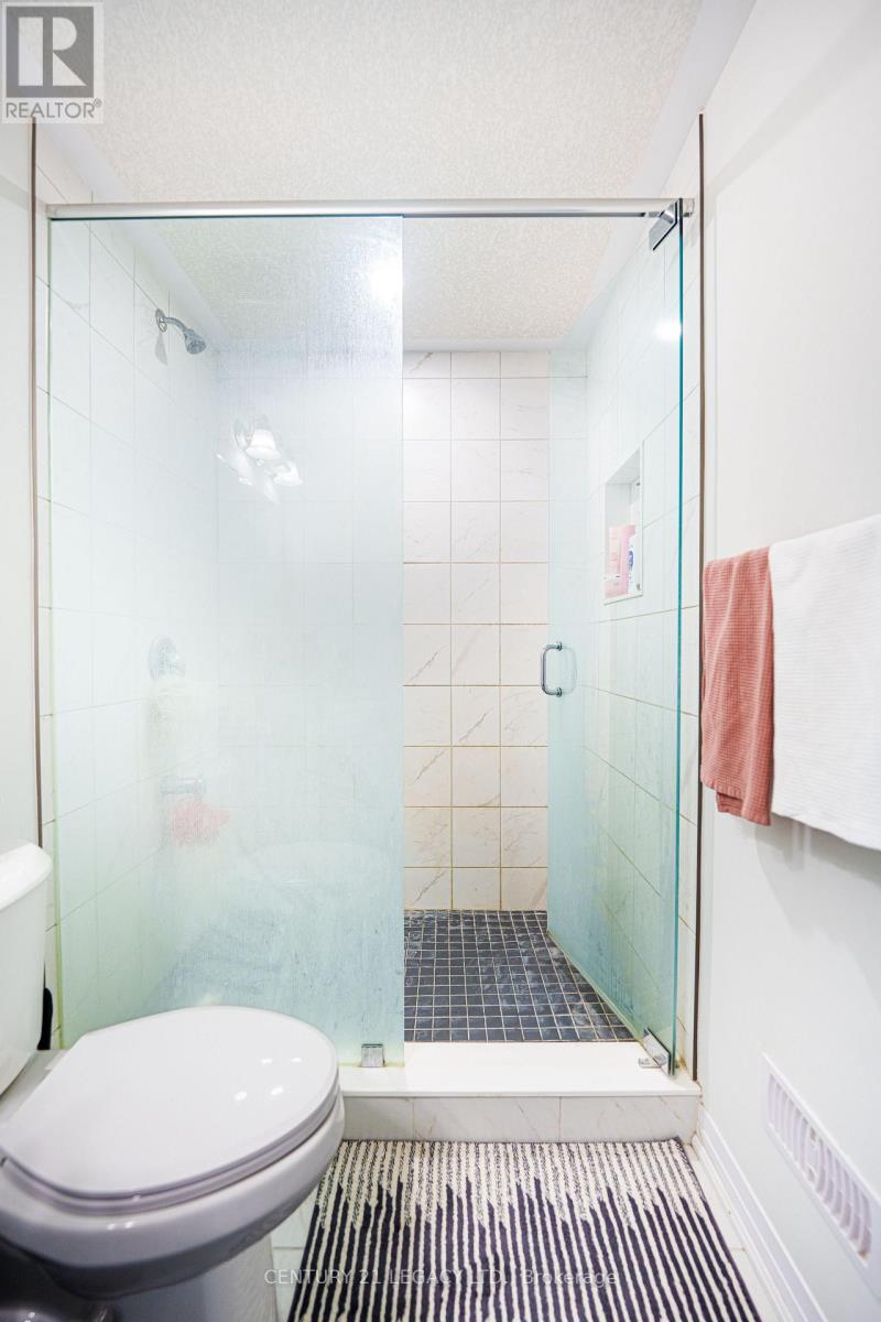 142 FOAMFLOWER PLACE - 27