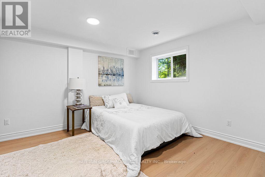43 GRAHAM CRESCENT - 38