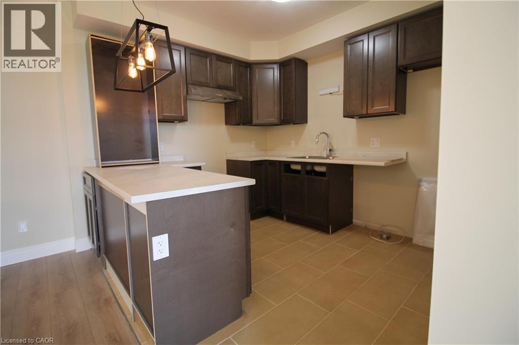 1395 BLEAMS Road Unit# 8 — photo 3