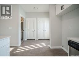 2964 Green Turtle Road, Regina, SK S4V4G4 Photo 13