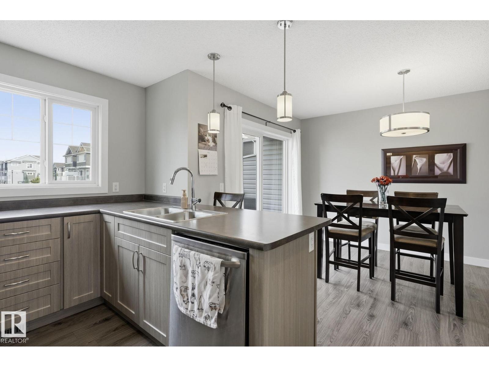 #12 1391 STARLING DR NW - Image 10