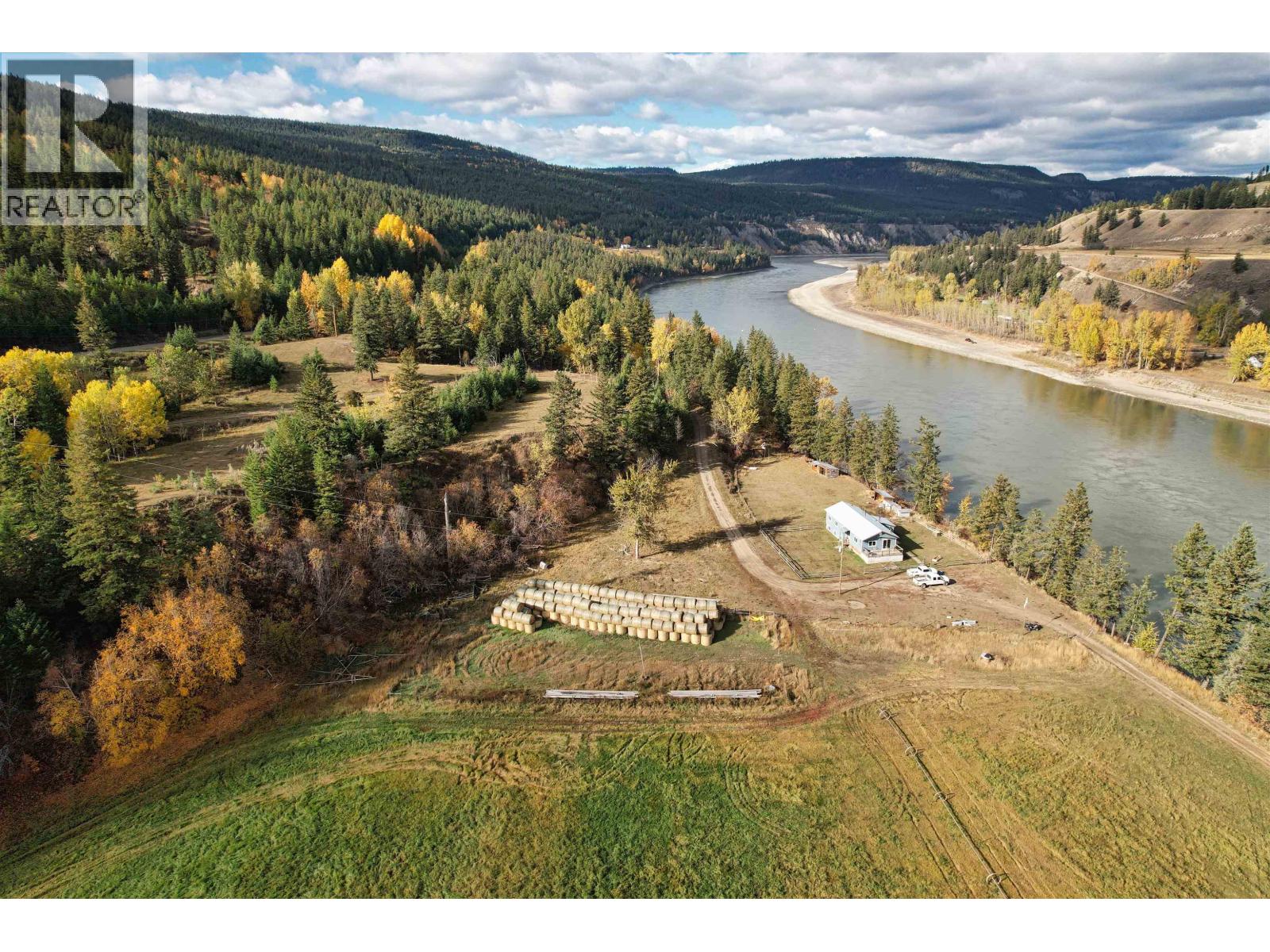 335 SALMON ROAD, Williams Lake — photo 2