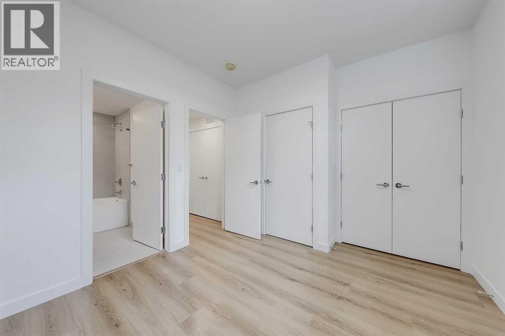 #103 3550 45 Street SW - 18