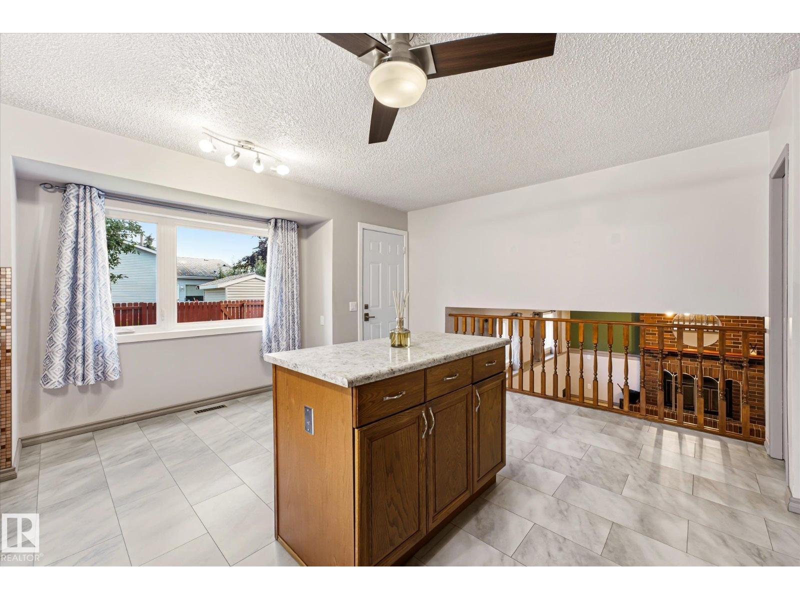 7704 152B AV NW - Image 13