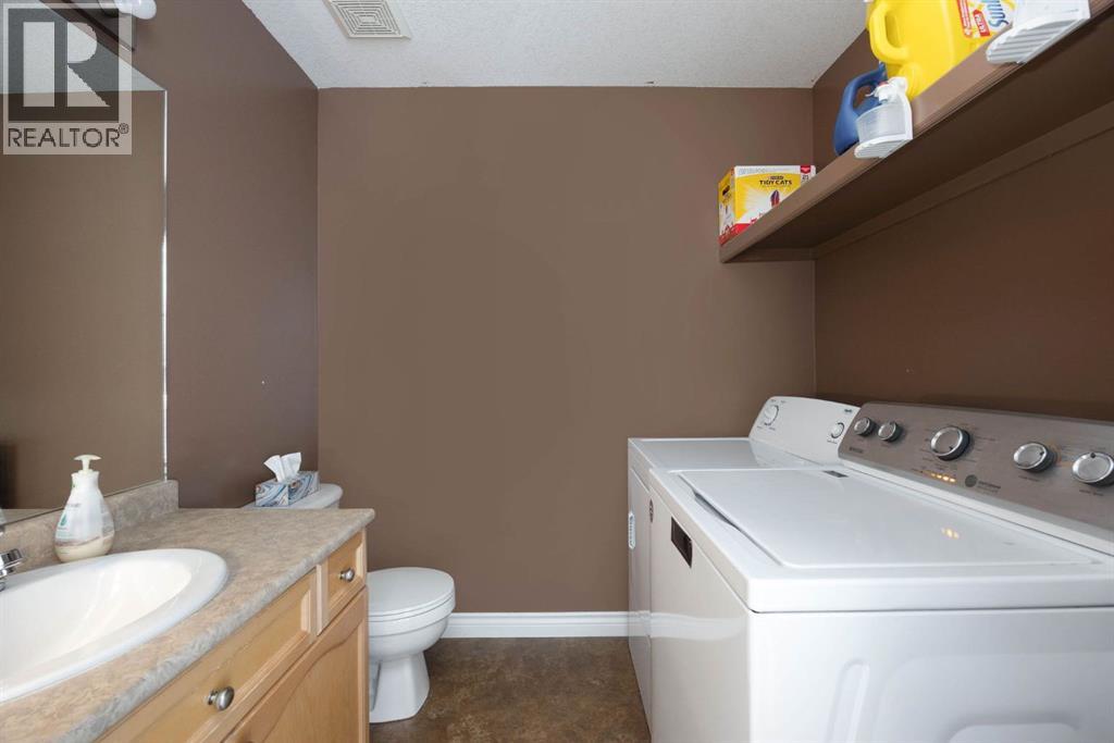 182 Mcdougall Crescent - Photo 15