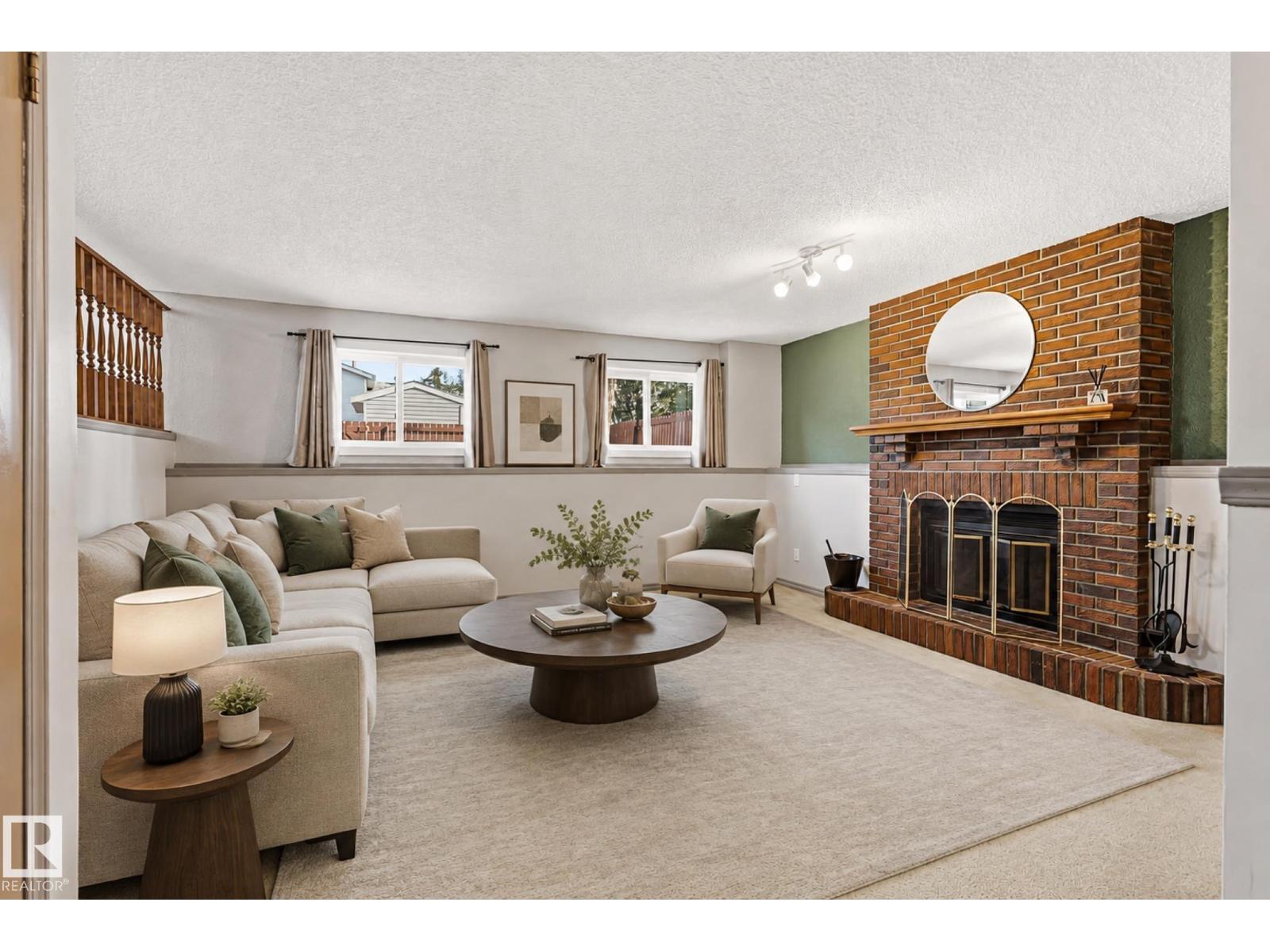 7704 152B AV NW - 19