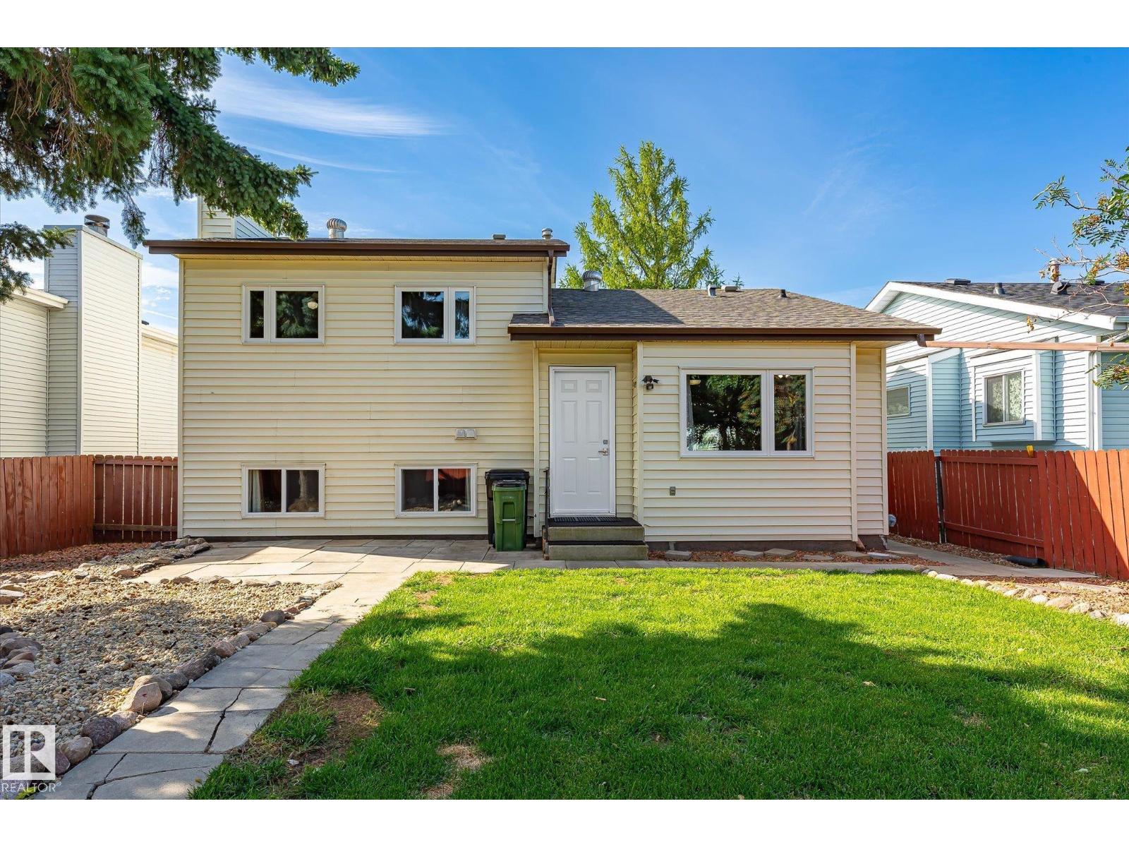 7704 152B AV NW - Image 56