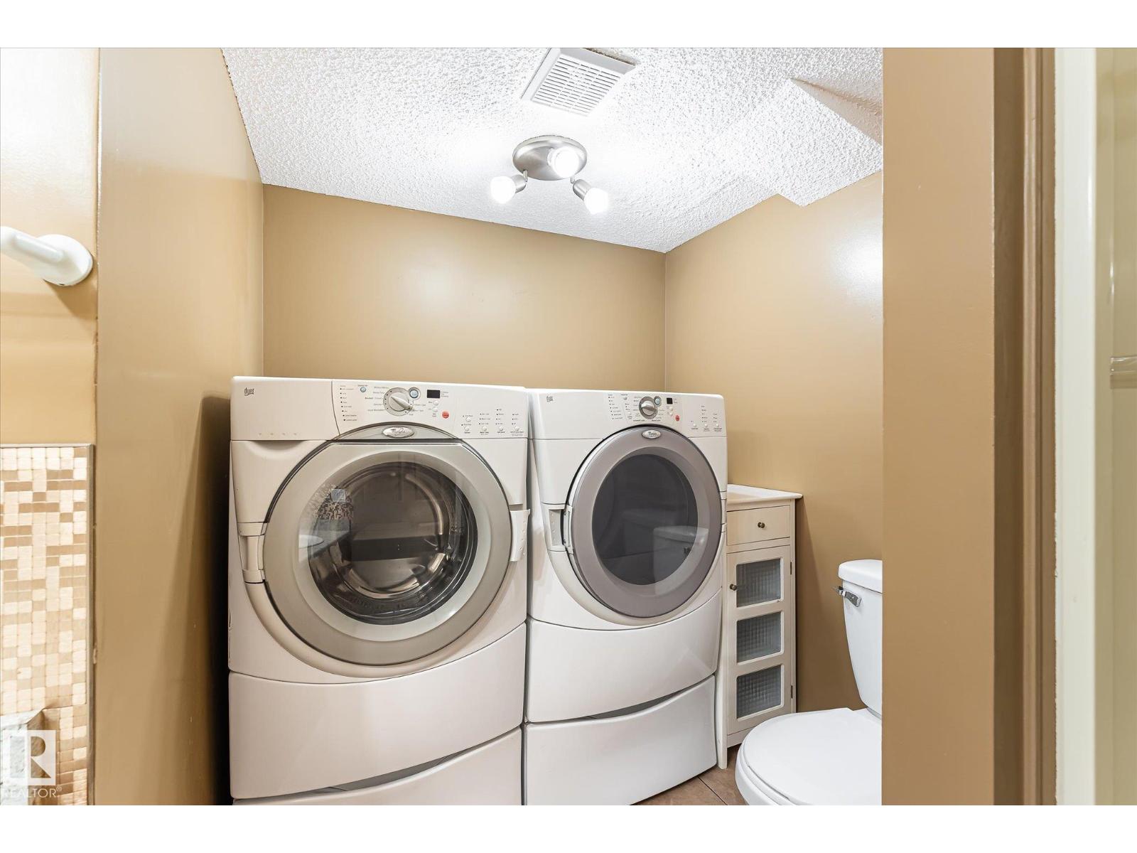 7704 152B AV NW - Image 28