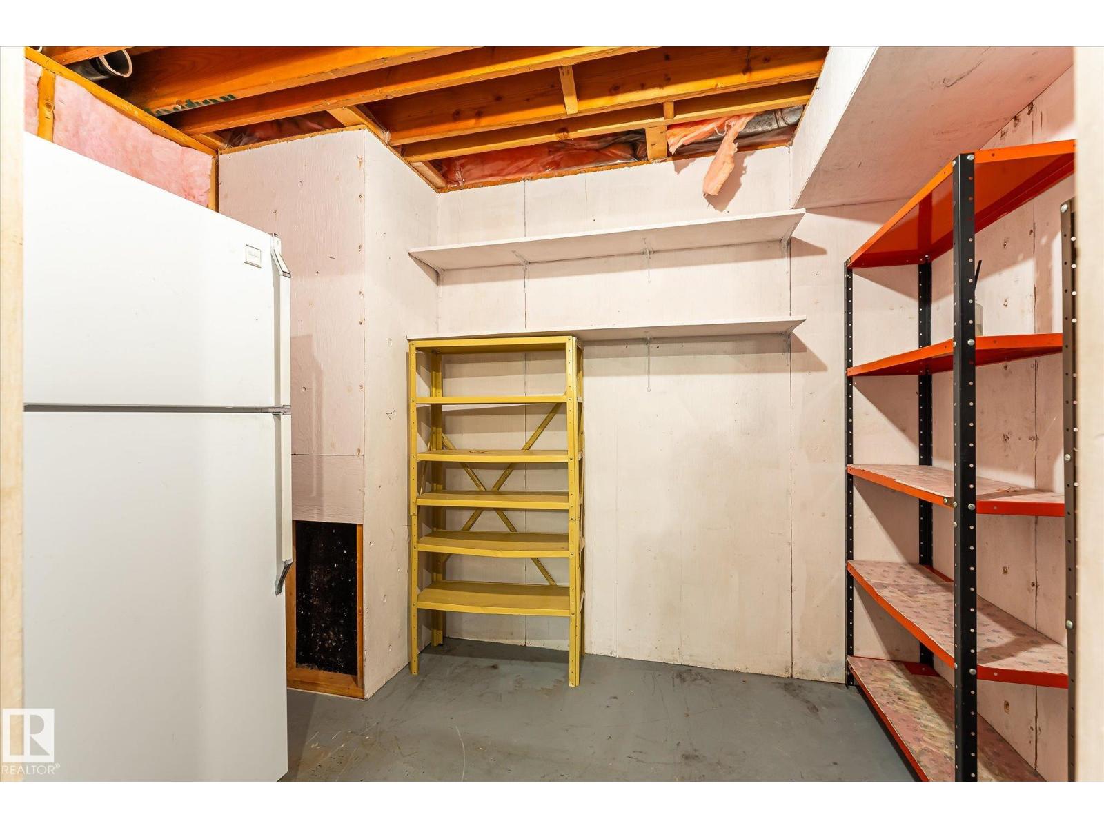 7704 152B AV NW - 53