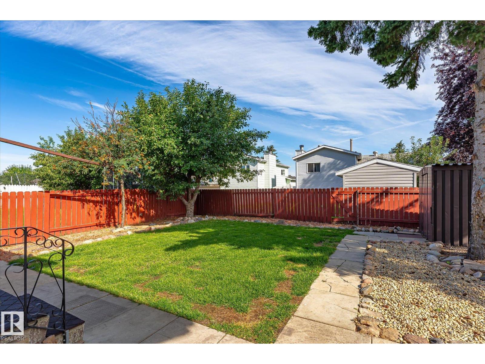 7704 152B AV NW - Image 60
