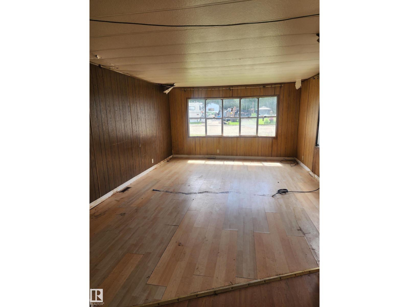Entwistle - photo 12