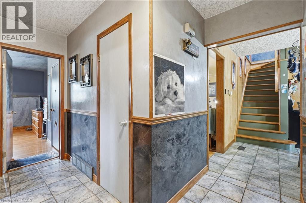101 CROSBY Drive - Image 17