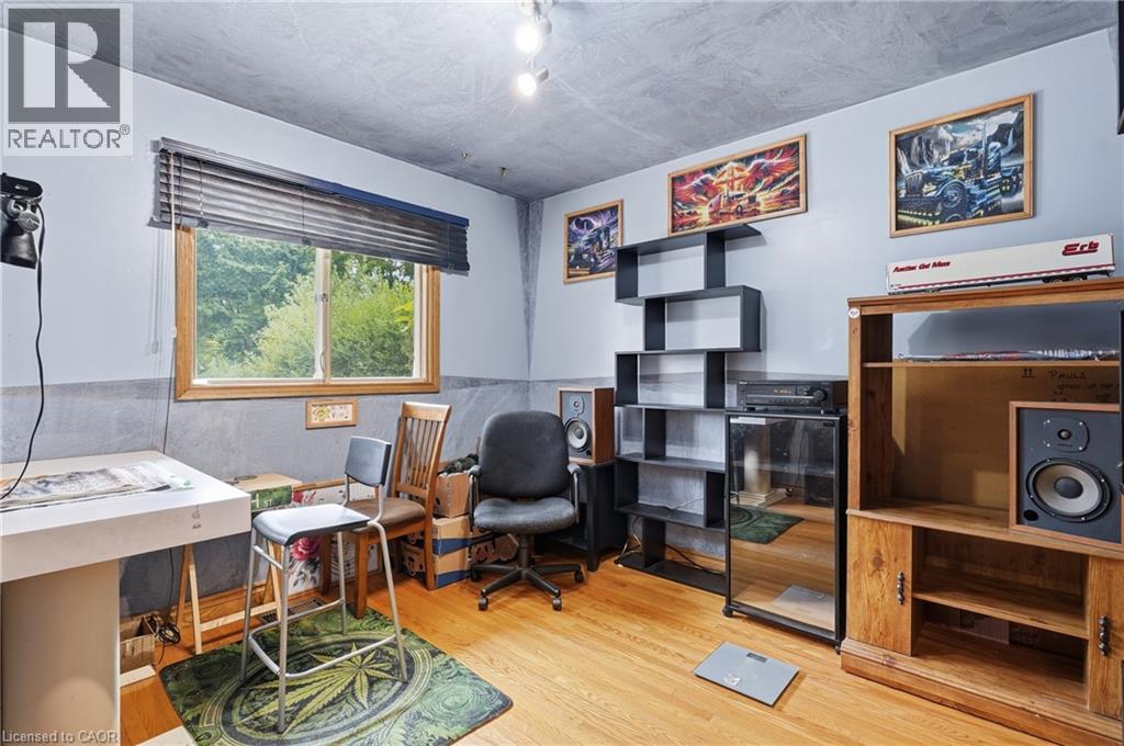 101 CROSBY Drive - Image 20