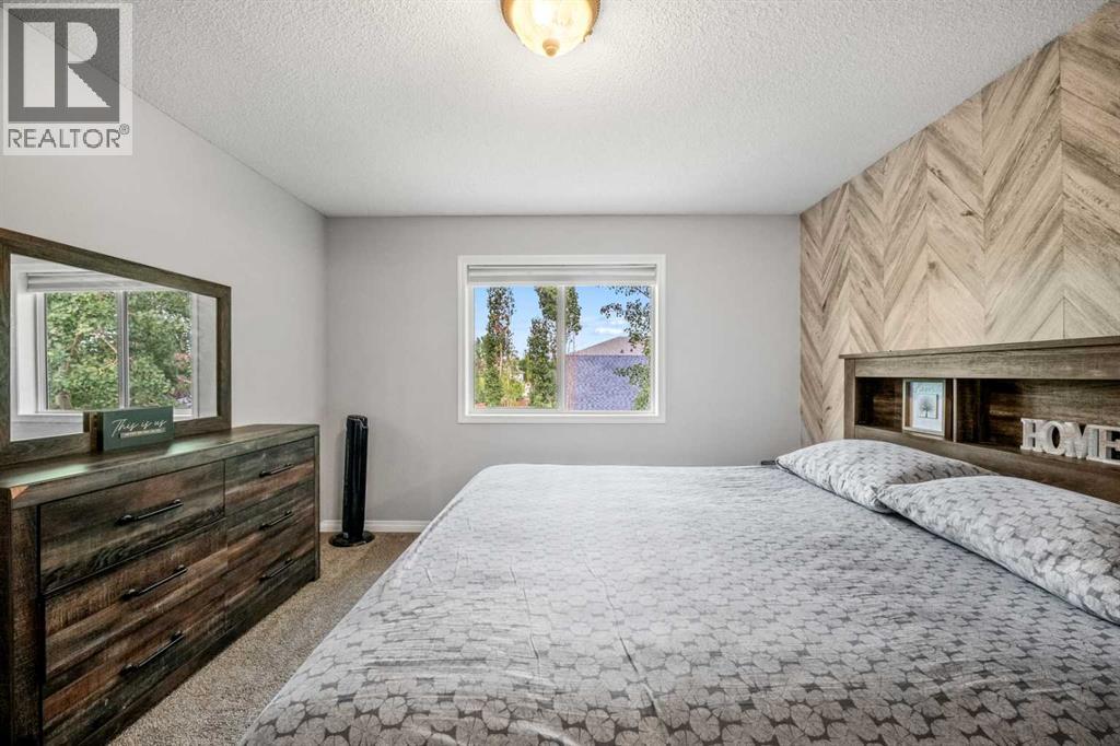 163 West Lakeview Passage - Image 19