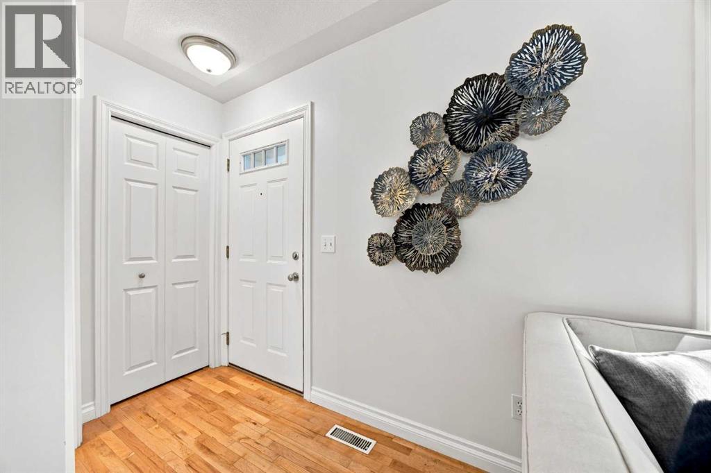 172 Somme Manor SW - Image 5